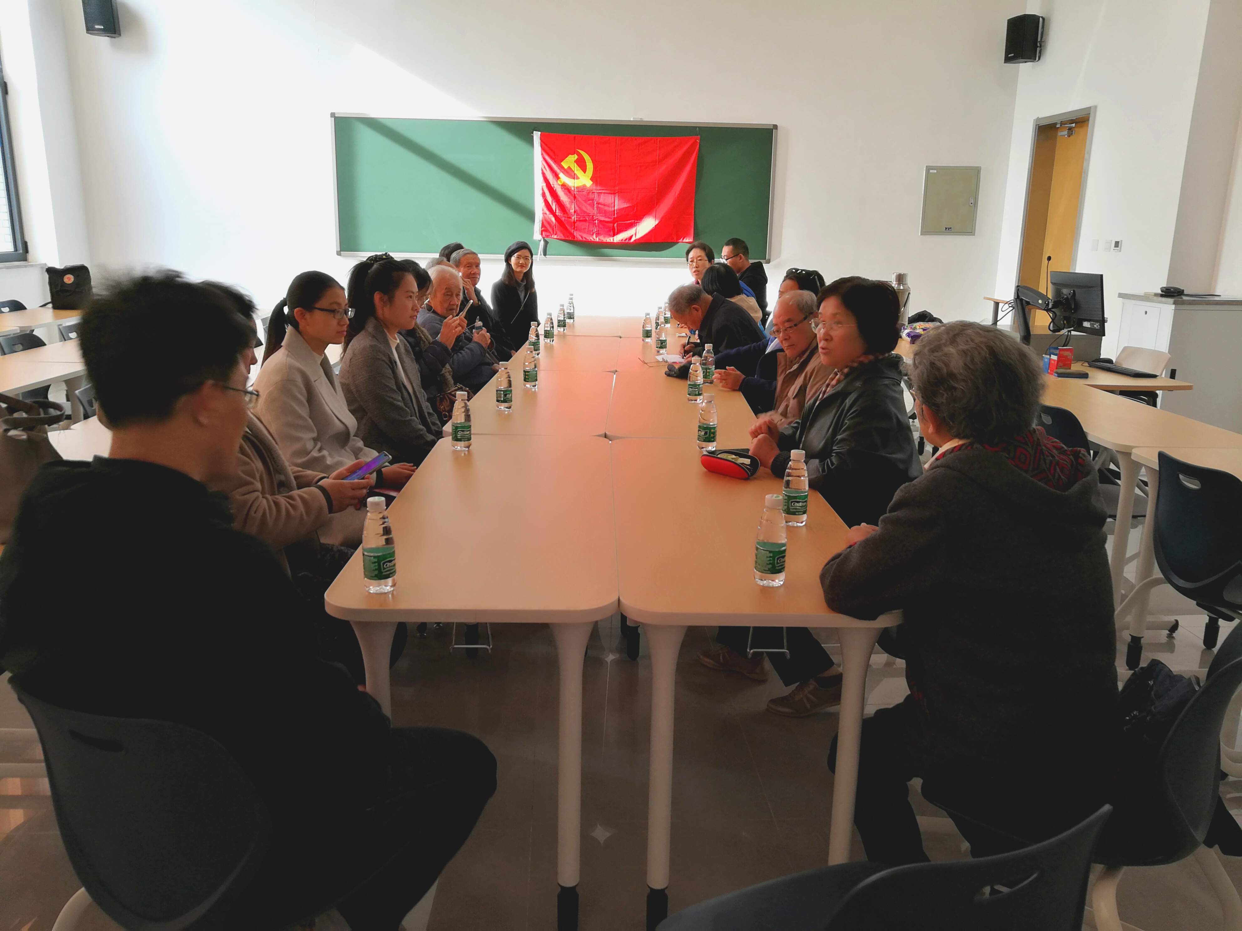 免费成人直播