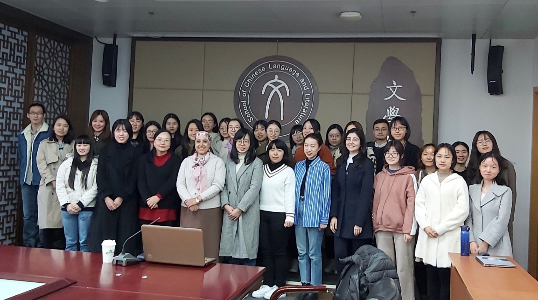 免费成人直播