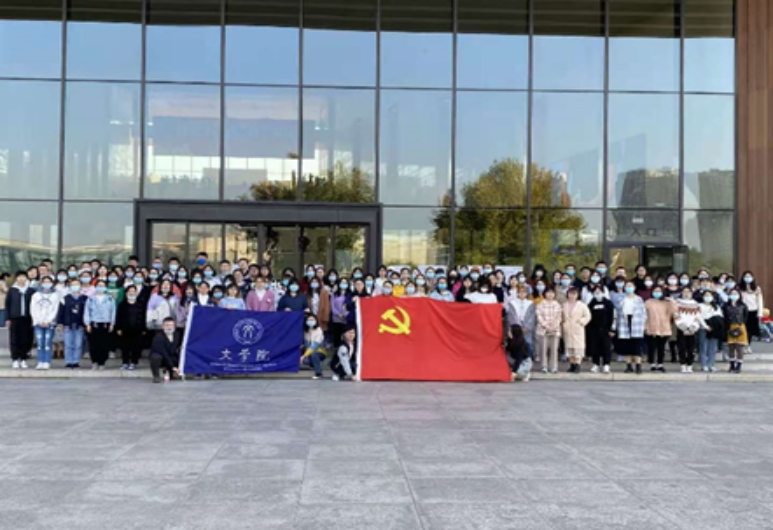 免费成人直播