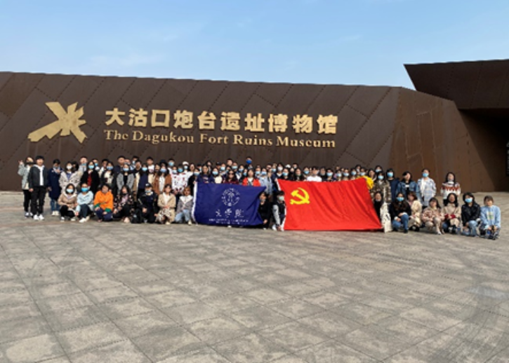 免费成人直播