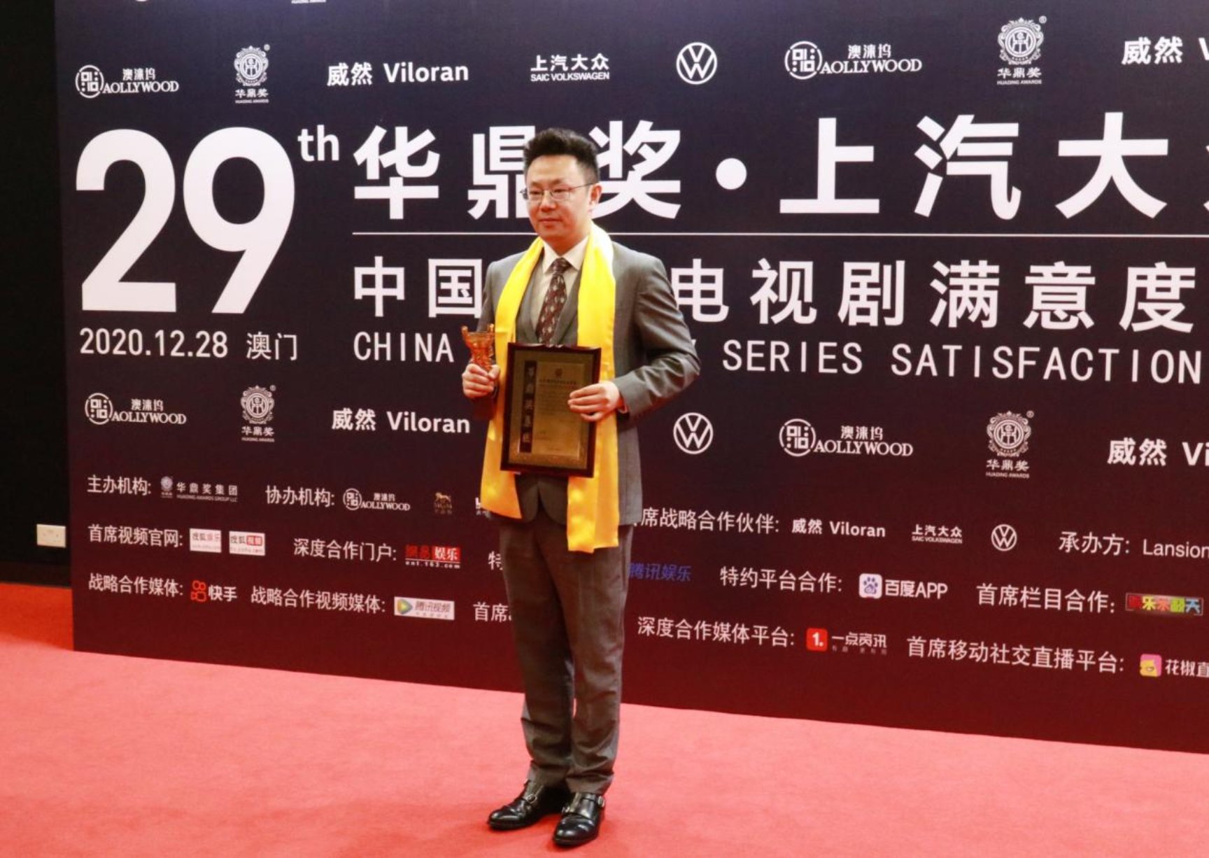 免费成人直播