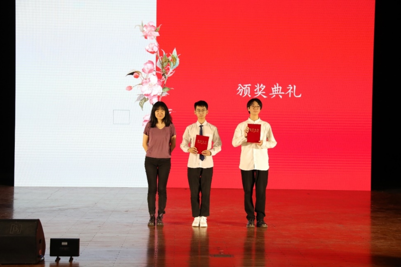 免费成人直播