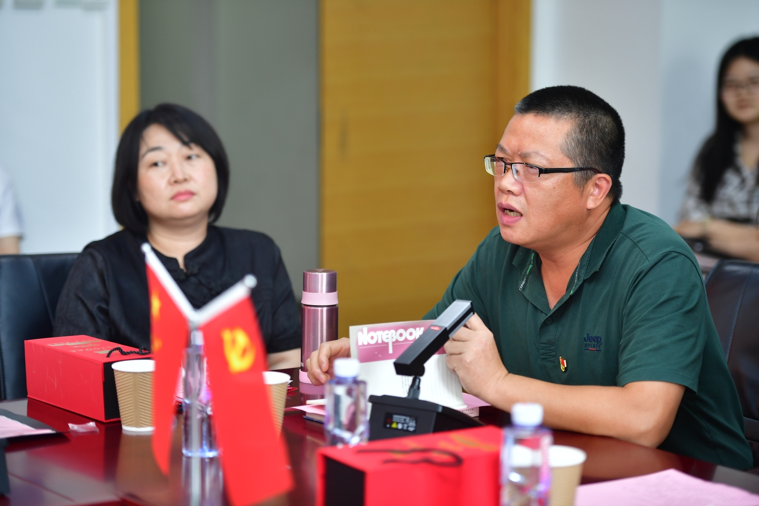 免费成人直播