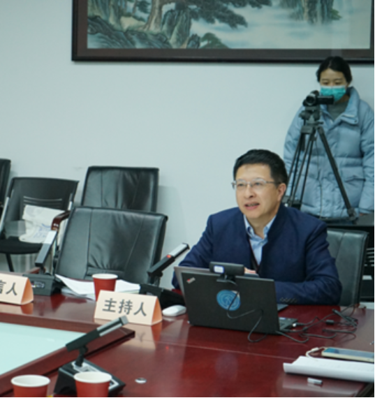 免费成人直播
