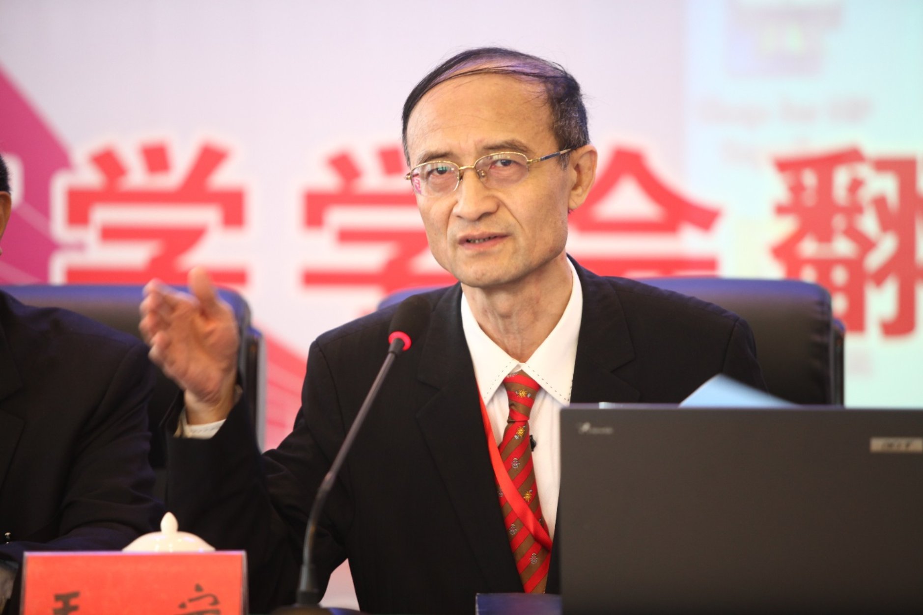 免费成人直播