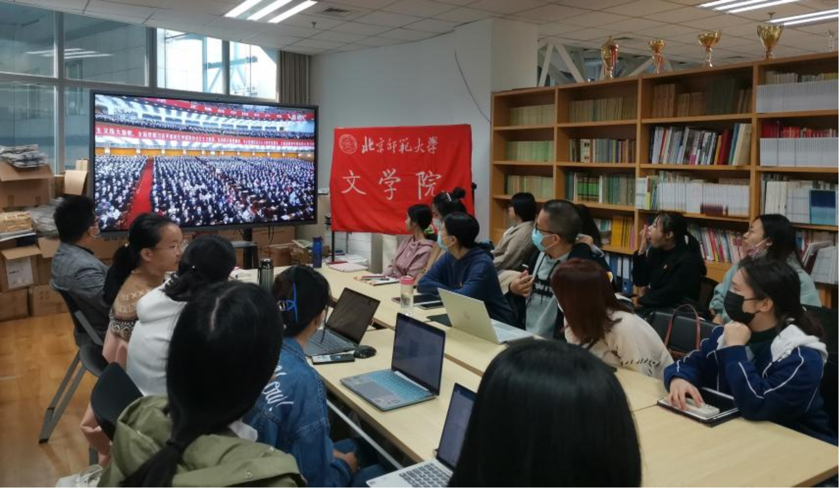 免费成人直播