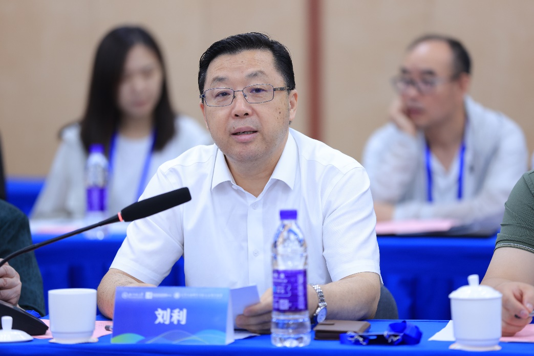 免费成人直播