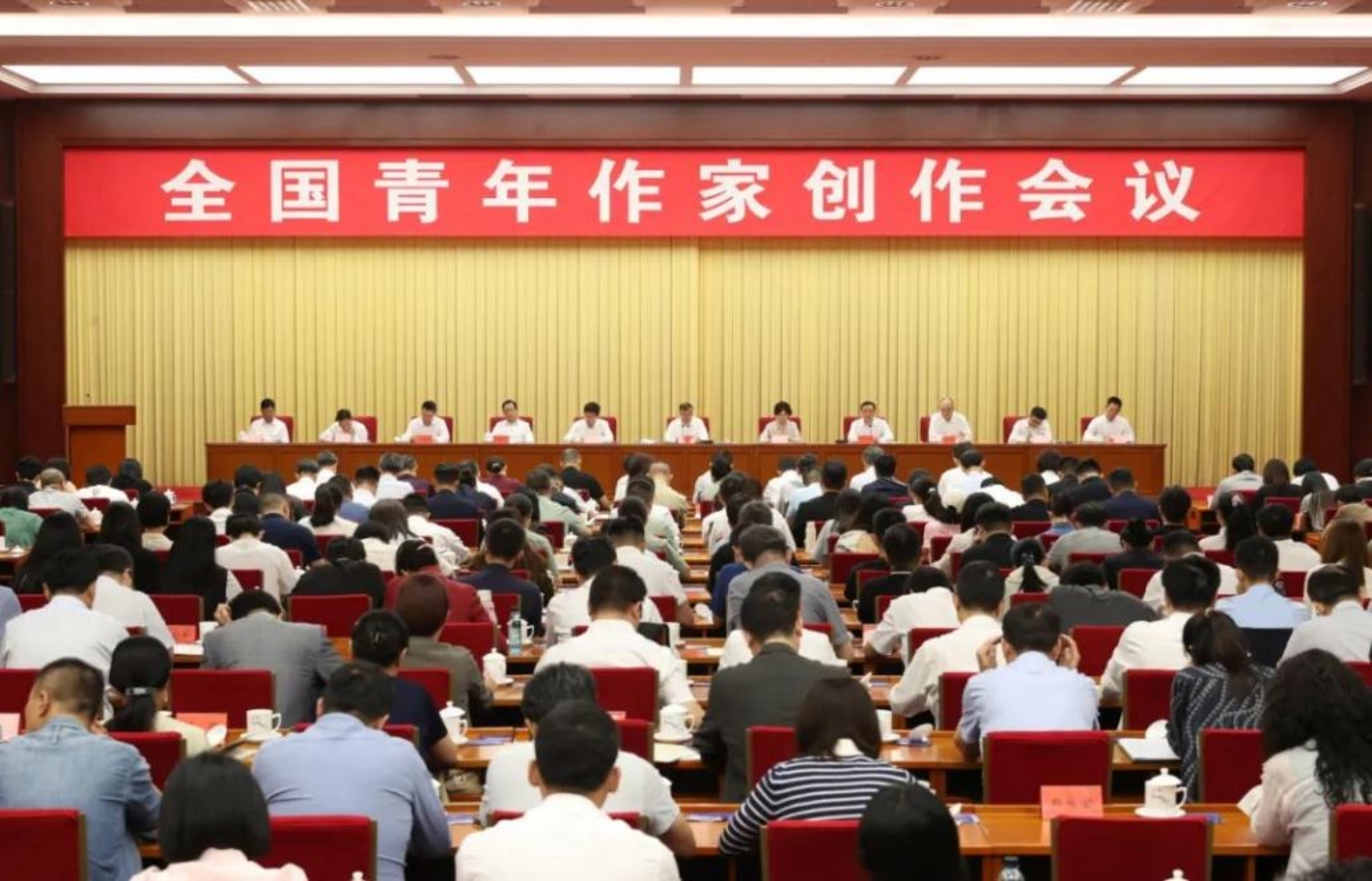 免费成人直播