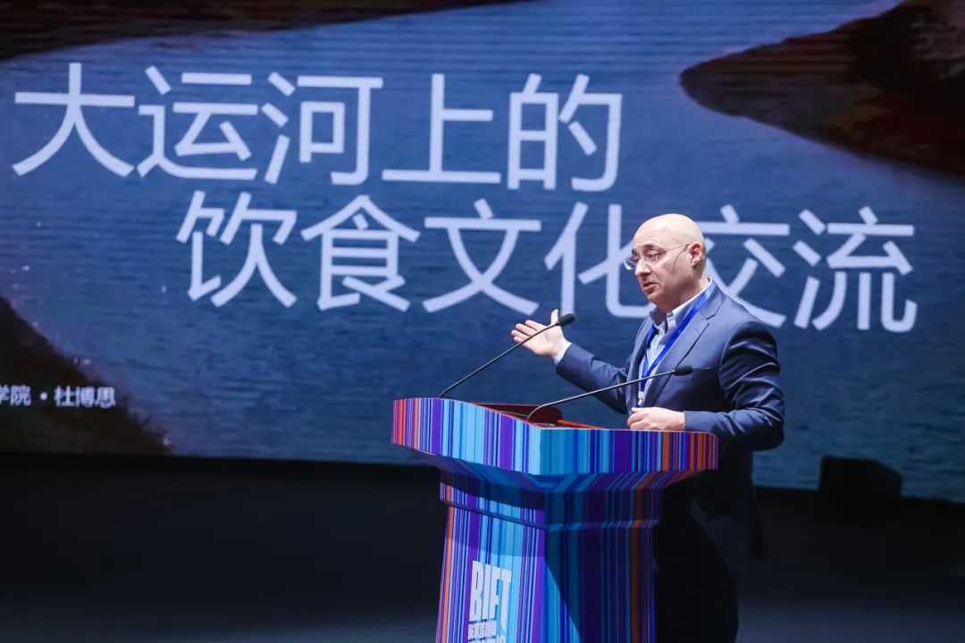 免费成人直播