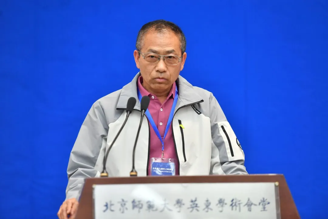 山东高密莫言文学馆毛维杰.jpg