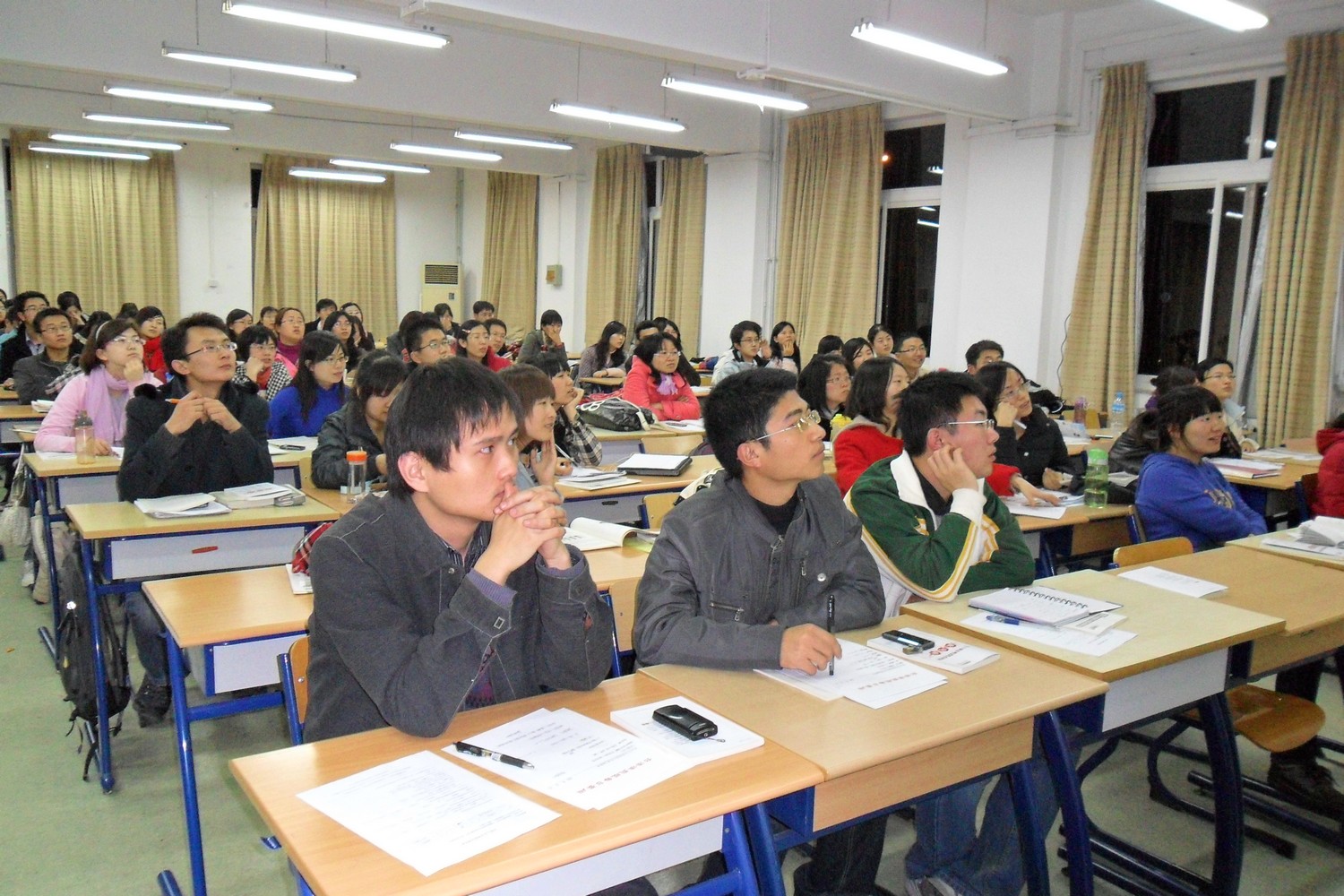 免费成人直播