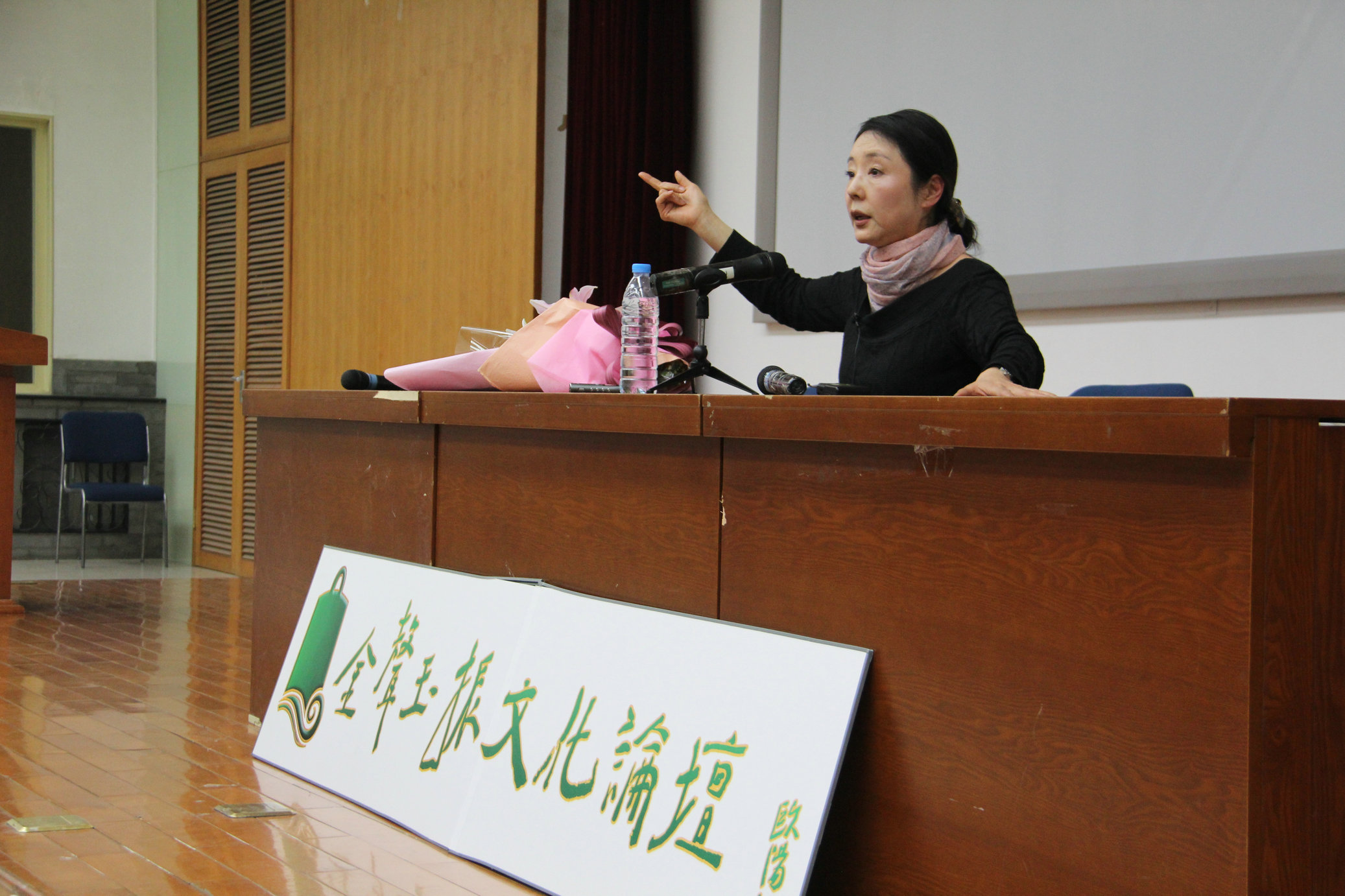 免费成人直播