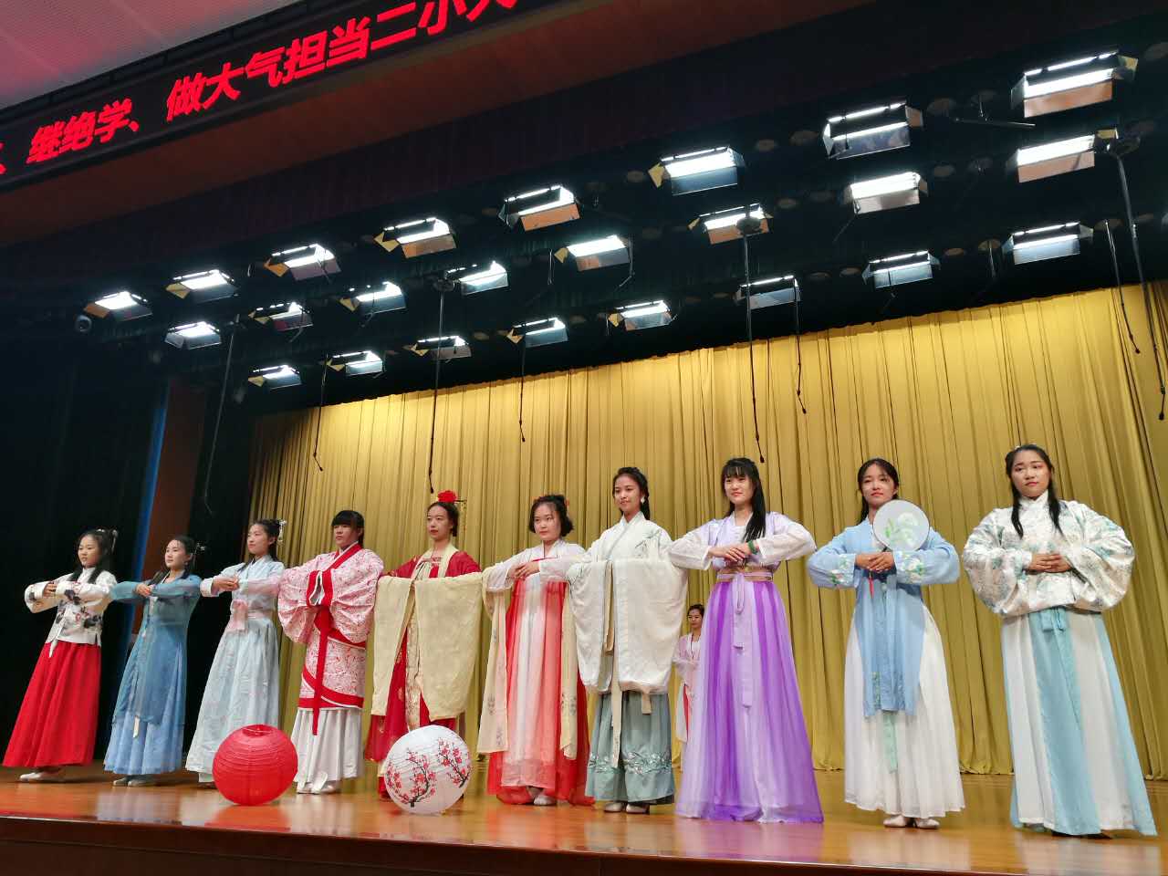 免费成人直播