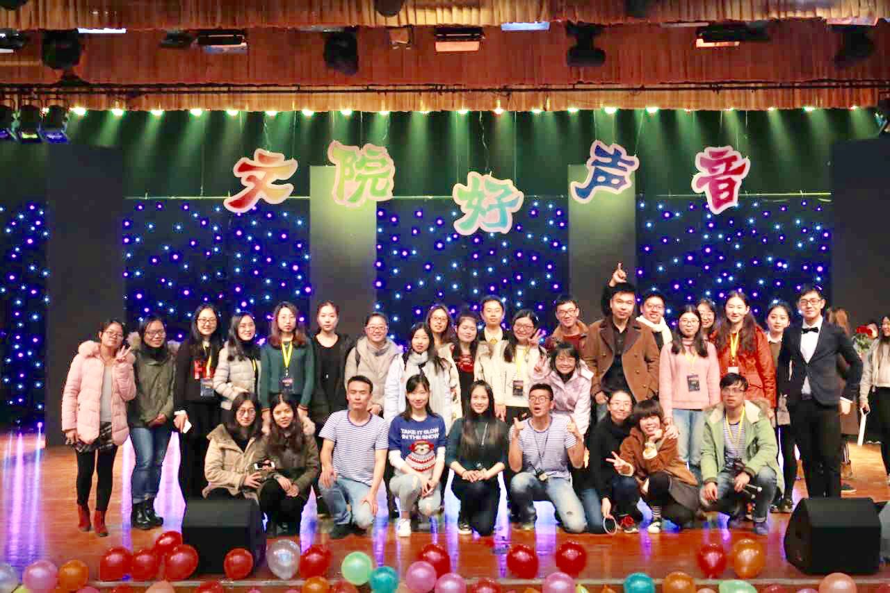 免费成人直播