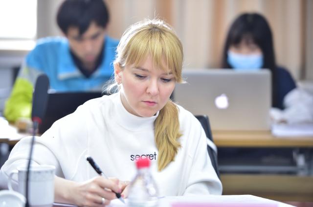 免费成人直播