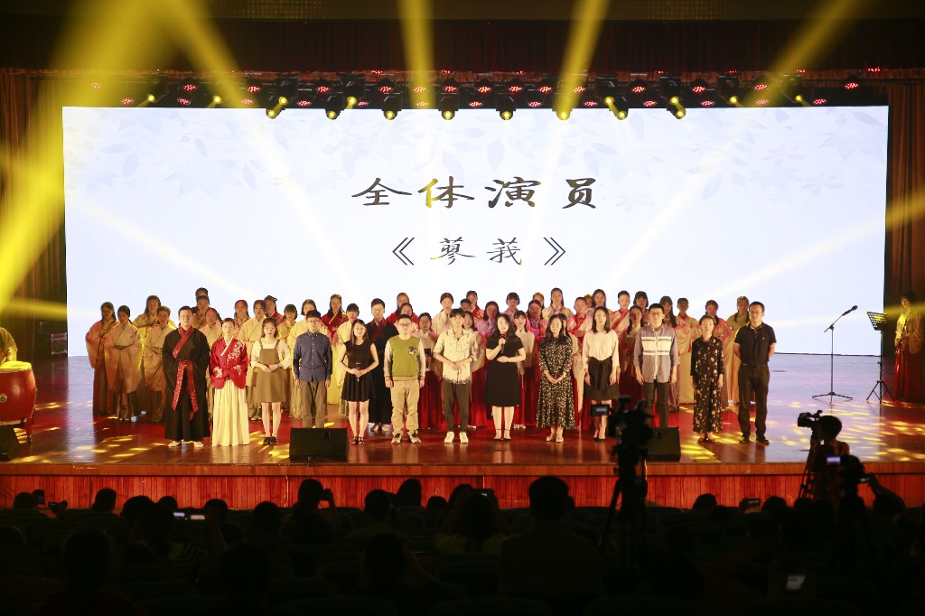 免费成人直播