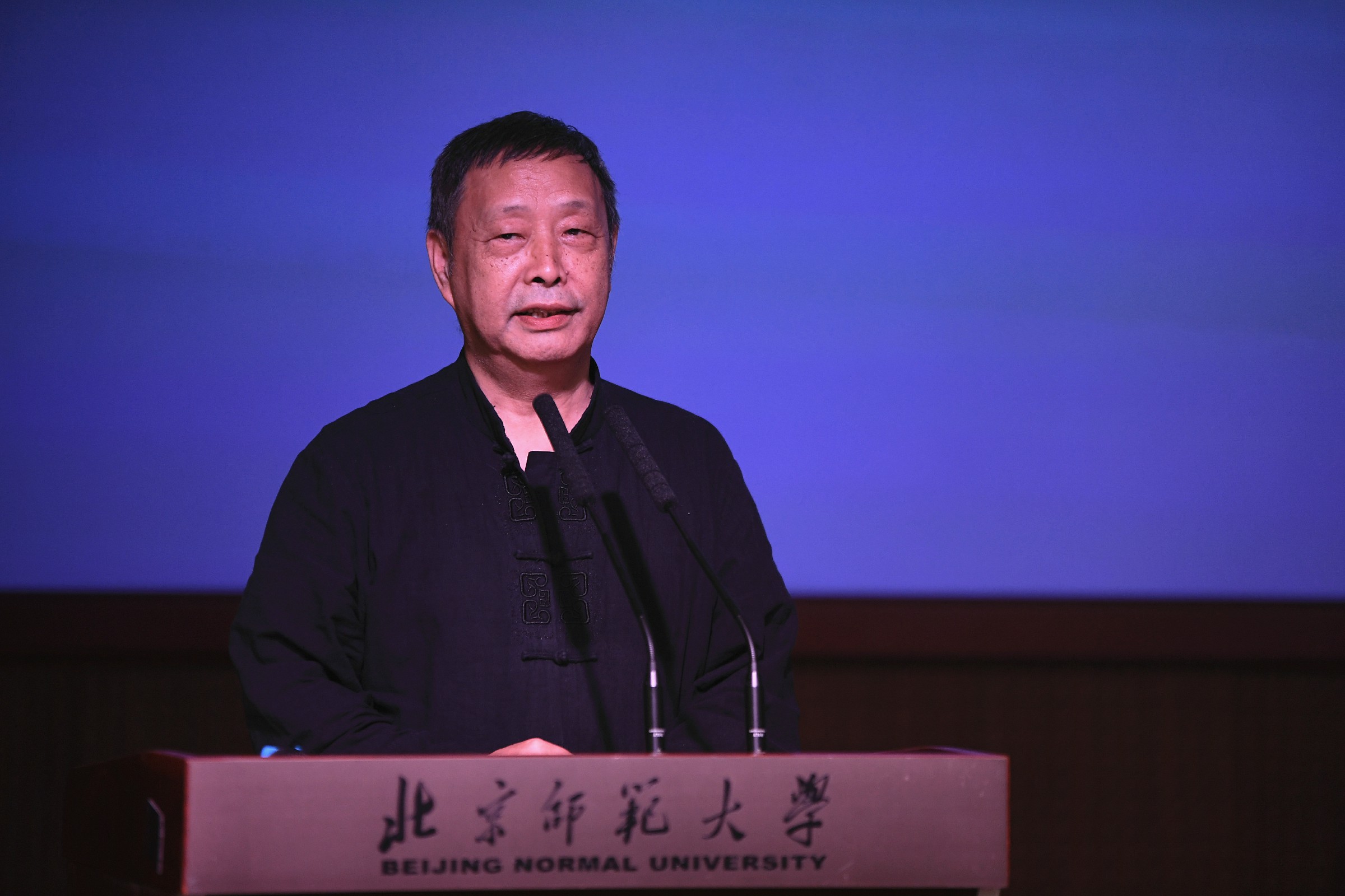 免费成人直播