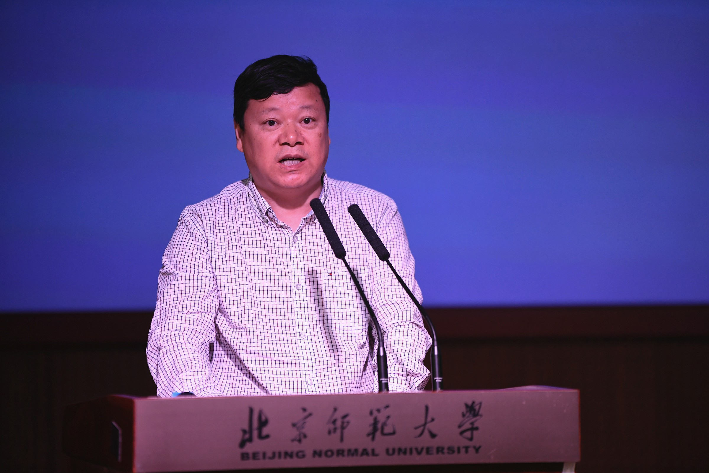 免费成人直播