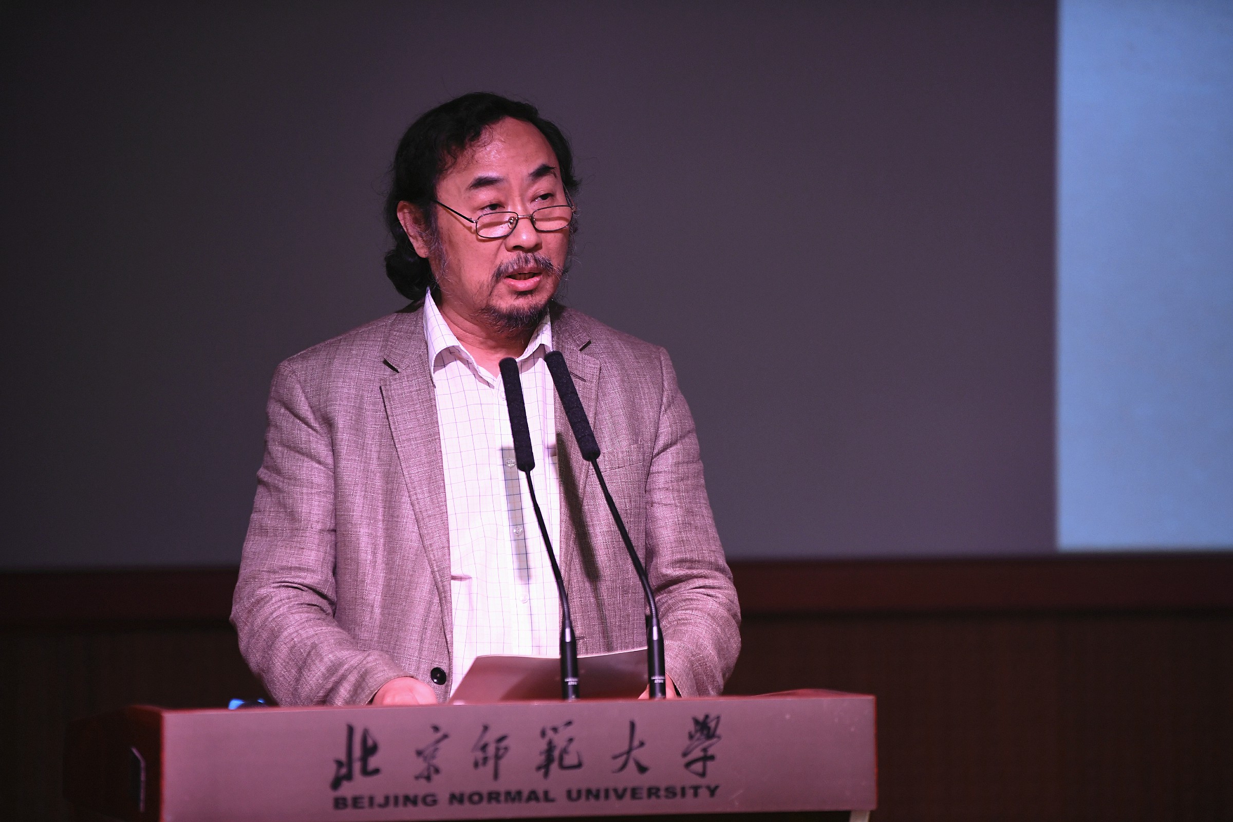 免费成人直播