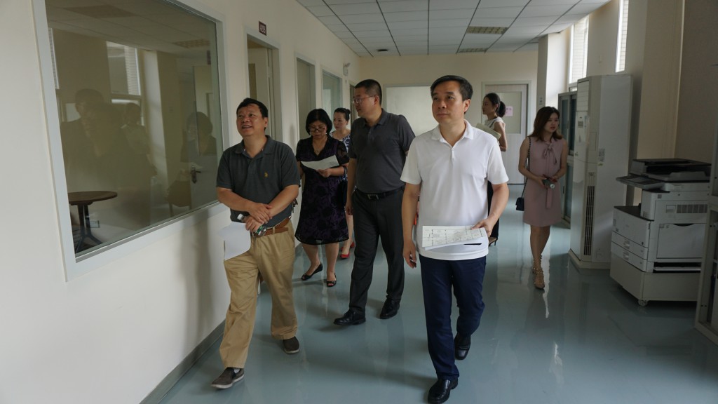 免费成人直播