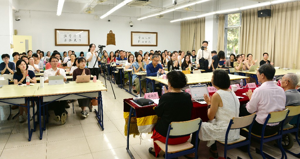 免费成人直播