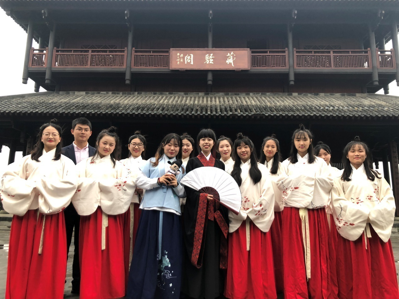 免费成人直播