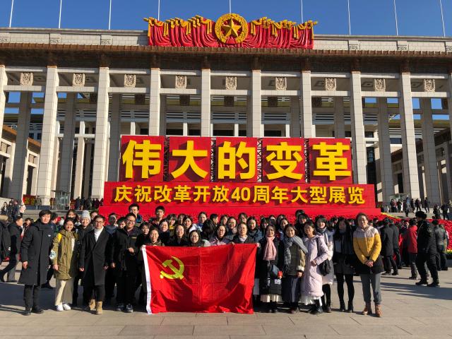 免费成人直播