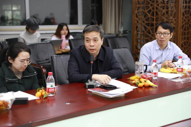 免费成人直播