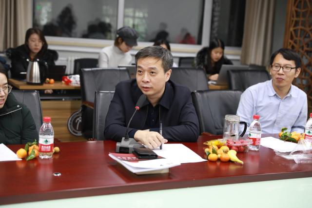 免费成人直播