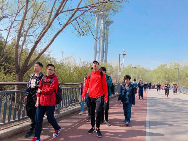 免费成人直播