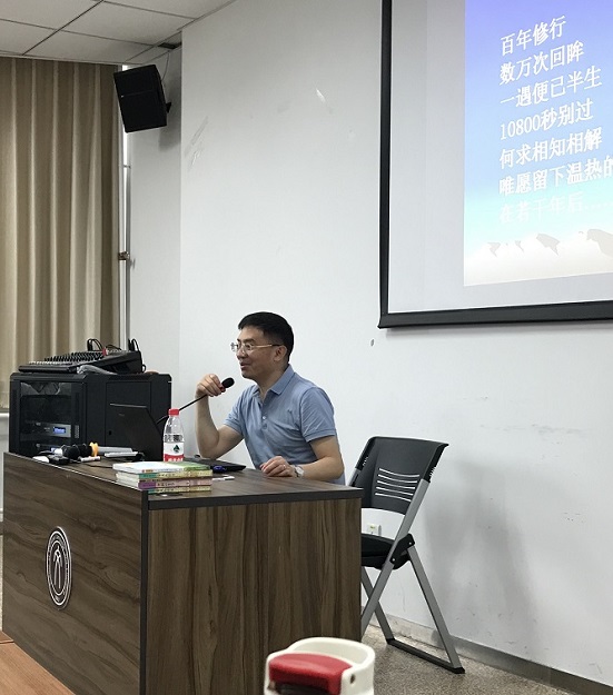 免费成人直播