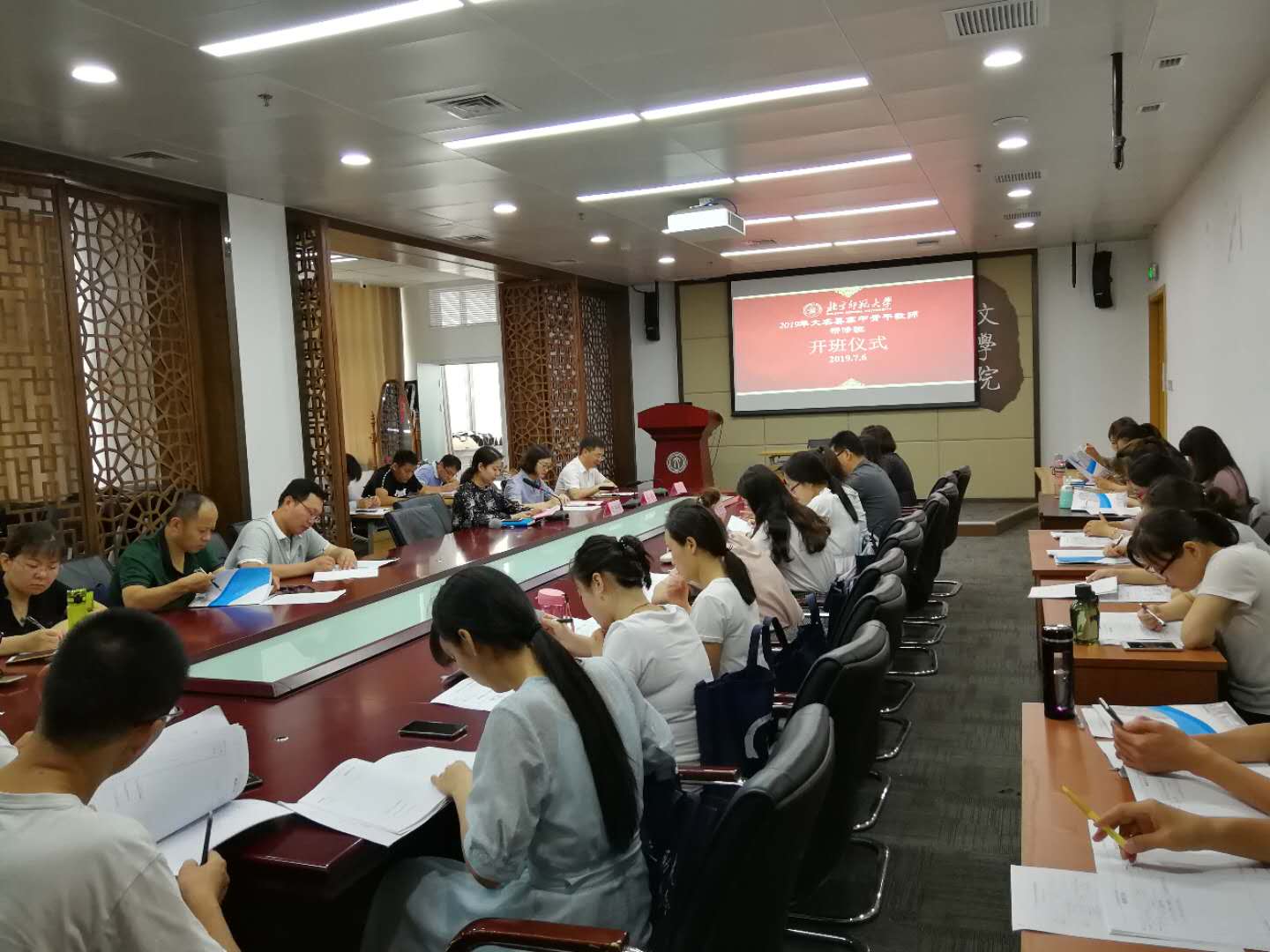 免费成人直播