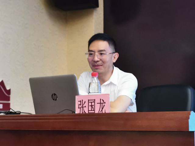 免费成人直播