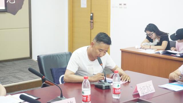 免费成人直播