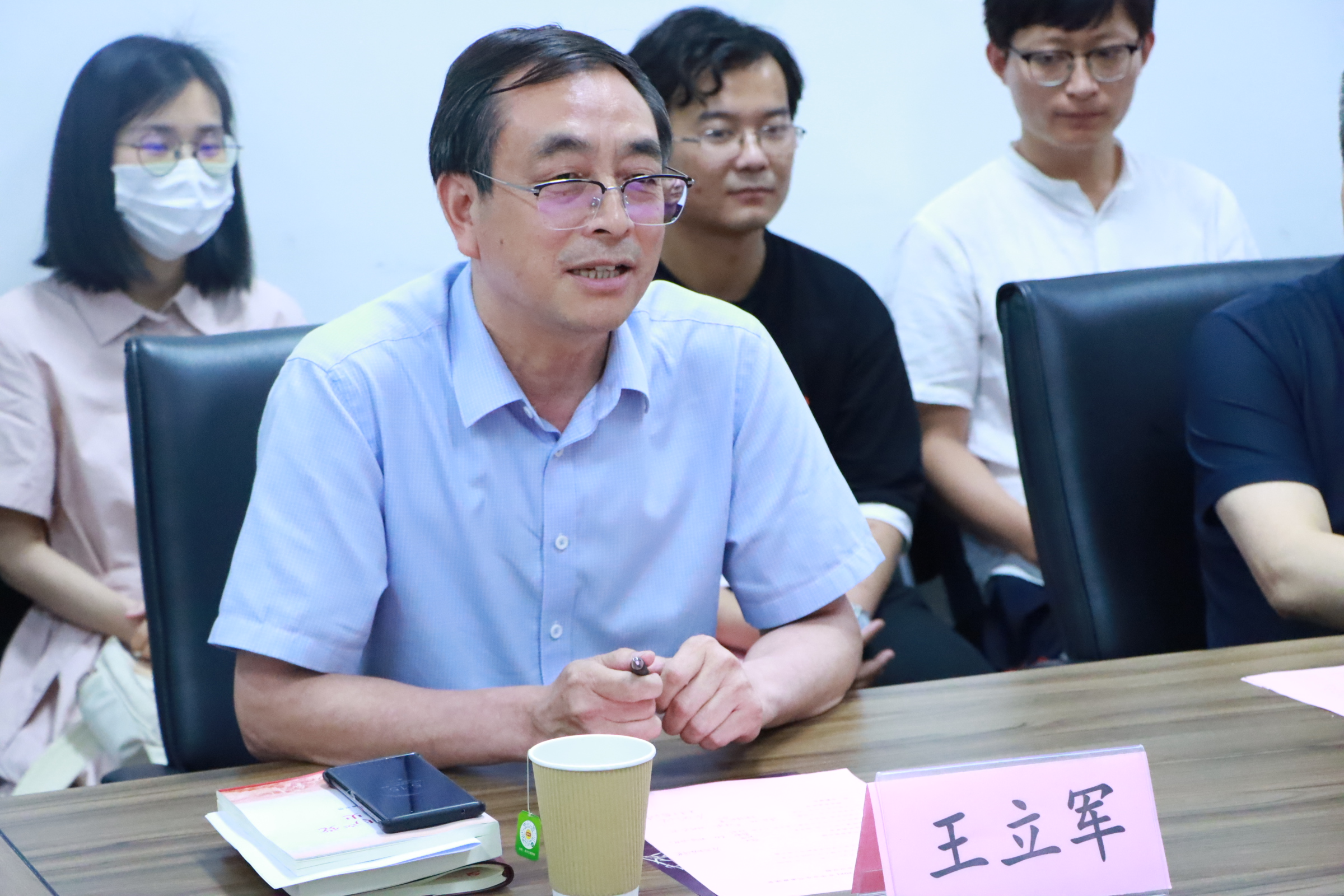 免费成人直播