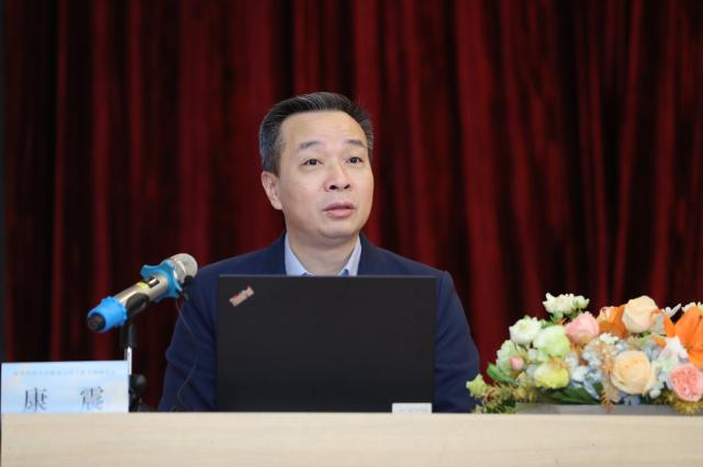 免费成人直播