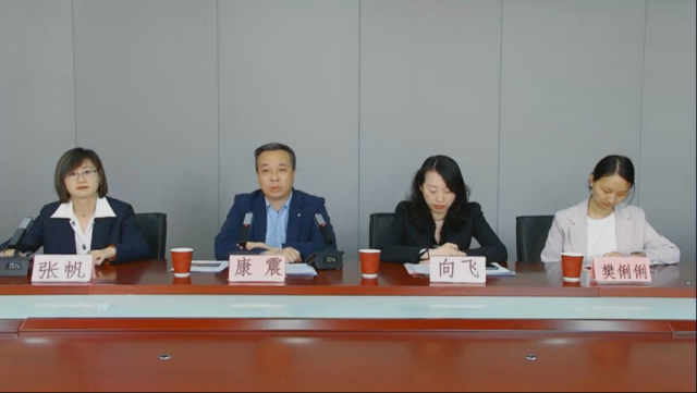 免费成人直播